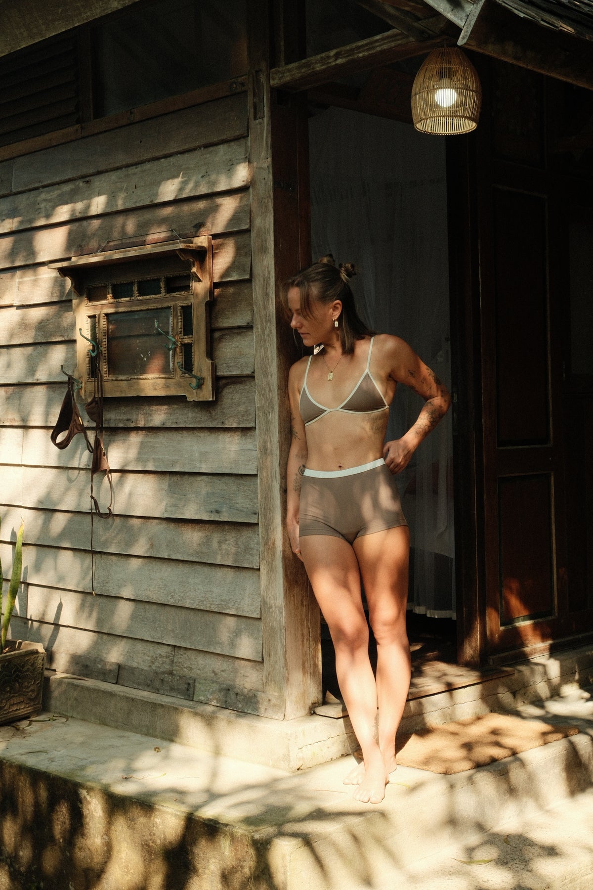 Terra High-Waisted Swim Short Sunlit Earth / Ivory